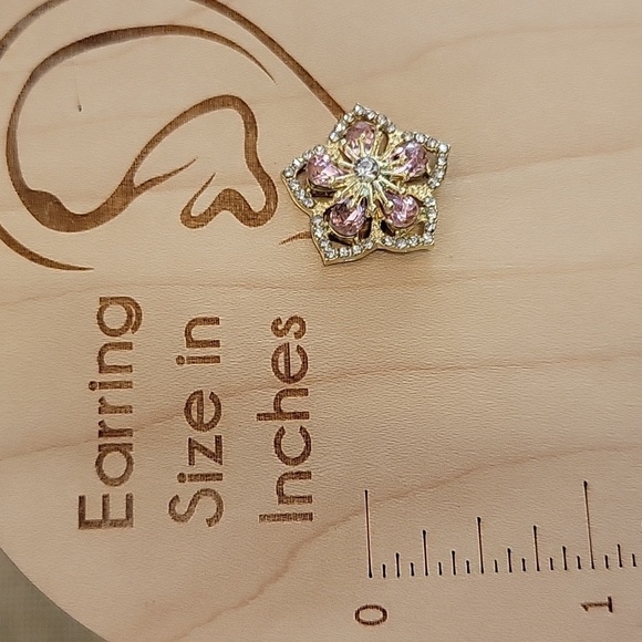 Crystal Flower Brilliant Shimmer Earrings, S925 posts - Picture 3 of 6